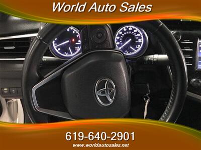 2018 Toyota Camry SE - Photo 8 - San Diego, CA 92105