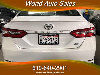 2018 Toyota Camry SE   - Photo 3 - San Diego, CA 92105