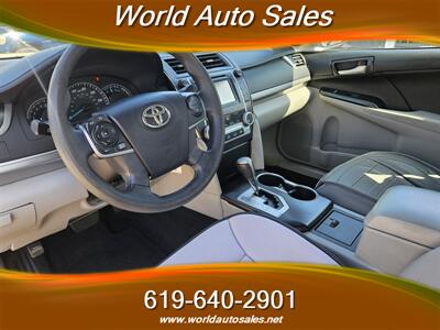 2014 Toyota Camry LE   - Photo 6 - San Diego, CA 92105