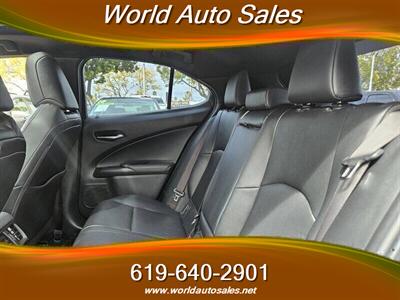 2019 Lexus UX 200 F SPORT   - Photo 13 - San Diego, CA 92105