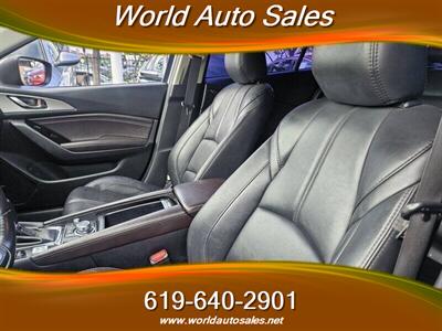 2018 Mazda Mazda3 Touring - Photo 10 - San Diego, CA 92105