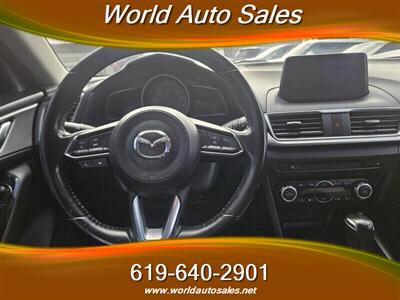 2018 Mazda Mazda3 Touring   - Photo 7 - San Diego, CA 92105