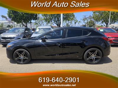 2018 Mazda Mazda3 Touring   - Photo 3 - San Diego, CA 92105