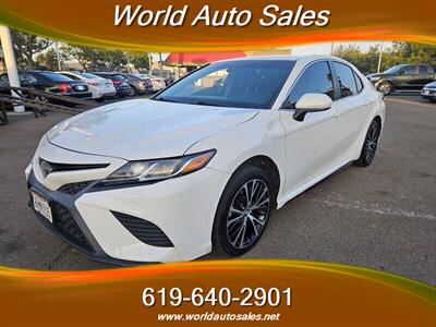 2018 Toyota Camry SE Sedan