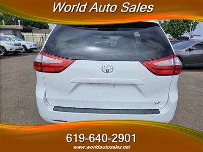 2015 Toyota Sienna LE 8-Passenger   - Photo 5 - San Diego, CA 92105
