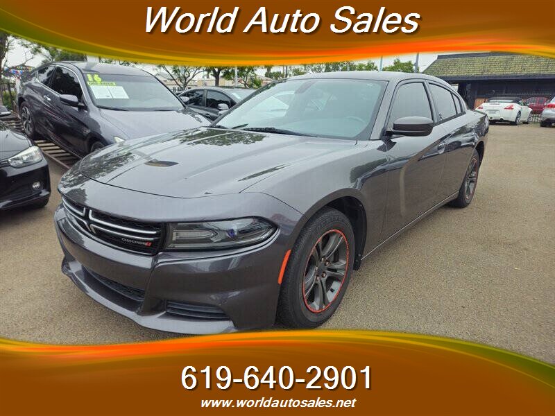 2015 Dodge Charger SE  