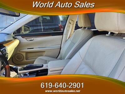 2013 Lexus ES 300h   - Photo 7 - San Diego, CA 92105
