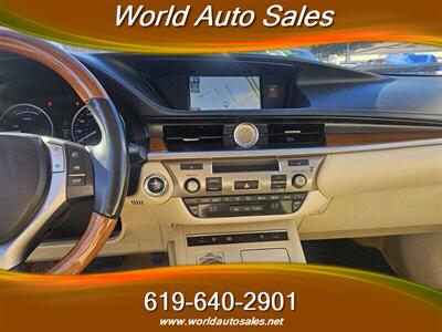 2013 Lexus ES 300h   - Photo 12 - San Diego, CA 92105