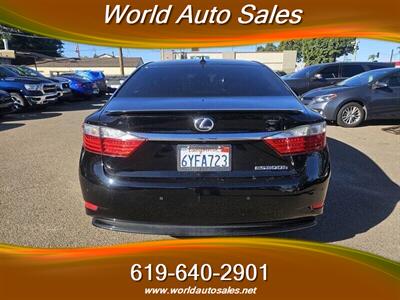 2013 Lexus ES 300h   - Photo 4 - San Diego, CA 92105