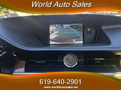 2013 Lexus ES 300h   - Photo 10 - San Diego, CA 92105