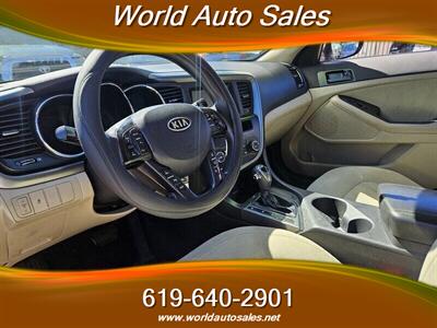 2011 Kia Optima LX - Photo 6 - San Diego, CA 92105