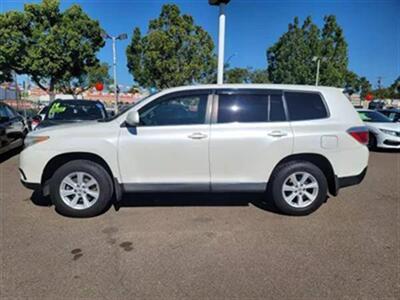 2013 TOYOTA HIGHLANDER   - Photo 2 - San Diego, CA 92105