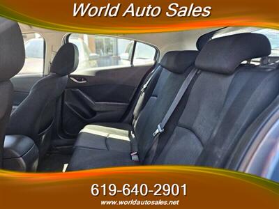 2014 Mazda Mazda3 i Sport   - Photo 9 - San Diego, CA 92105