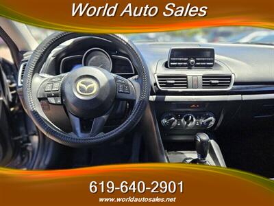 2014 Mazda Mazda3 i Sport   - Photo 7 - San Diego, CA 92105