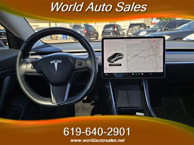 2018 Tesla Model 3 Mid Range   - Photo 10 - San Diego, CA 92105