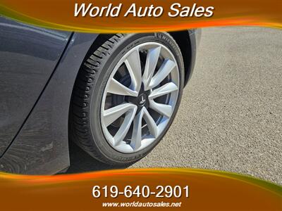 2018 Tesla Model 3 Mid Range   - Photo 12 - San Diego, CA 92105