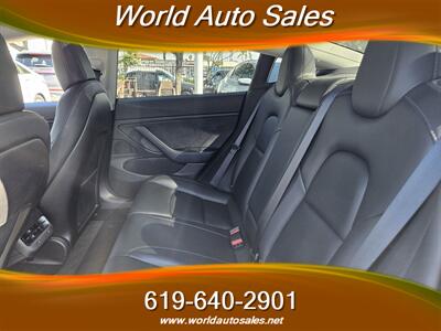 2018 Tesla Model 3 Mid Range   - Photo 9 - San Diego, CA 92105