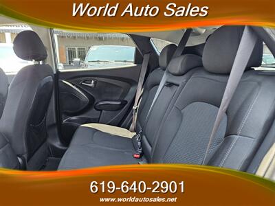 2014 Hyundai TUCSON GLS   - Photo 10 - San Diego, CA 92105
