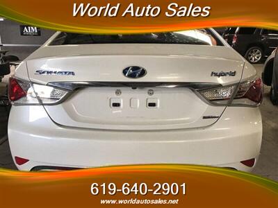 2015 Hyundai SONATA Hybrid Limited   - Photo 3 - San Diego, CA 92105