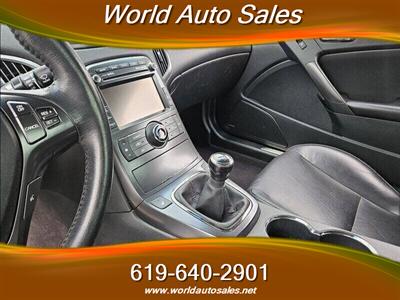 2011 HYUNDAI GENESIS COUPE Gray Titanium Metallic   - Photo 12 - San Diego, CA 92105