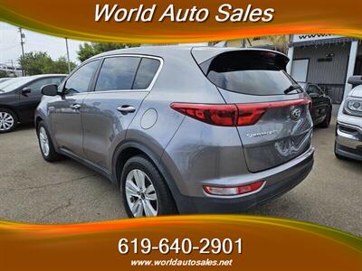 2017 Kia Sportage LX   - Photo 4 - San Diego, CA 92105