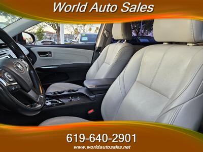 2016 Toyota Avalon Hybrid XLE Premium   - Photo 8 - San Diego, CA 92105