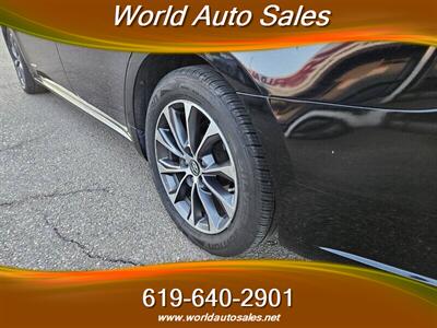 2016 Toyota Avalon Hybrid XLE Premium - Photo 6 - San Diego, CA 92105