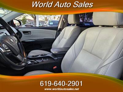 2016 Toyota Avalon Hybrid XLE Premium - Photo 8 - San Diego, CA 92105