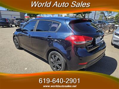 2017 Kia Forte5 LX   - Photo 3 - San Diego, CA 92105