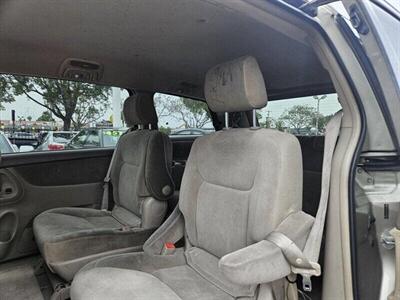 2005 TOYOTA SIENNA   - Photo 7 - San Diego, CA 92105