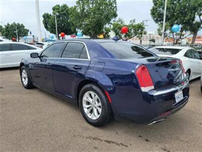 2016 CHRYSLER 300   - Photo 3 - San Diego, CA 92105