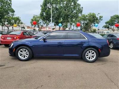 2016 CHRYSLER 300   - Photo 2 - San Diego, CA 92105