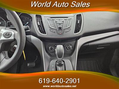 2016 Ford Escape S   - Photo 10 - San Diego, CA 92105