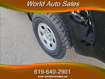 2012 NISSAN FRONTIER CREW CAB   - Photo 5 - San Diego, CA 92105