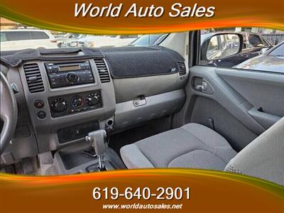2012 NISSAN FRONTIER CREW CAB   - Photo 11 - San Diego, CA 92105
