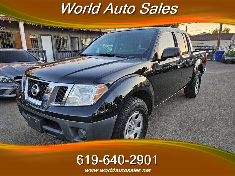 2012 NISSAN FRONTIER CREW CAB   - Photo 1 - San Diego, CA 92105