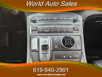 2022 Hyundai SANTA FE Hybrid SEL Premium   - Photo 13 - San Diego, CA 92105