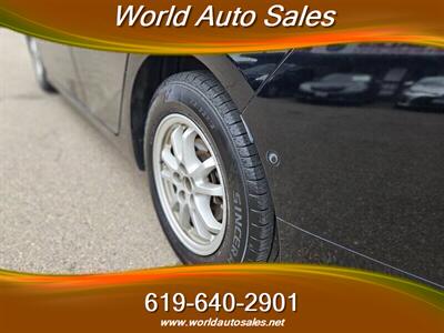 2017 Toyota Prius Three - Photo 6 - San Diego, CA 92105