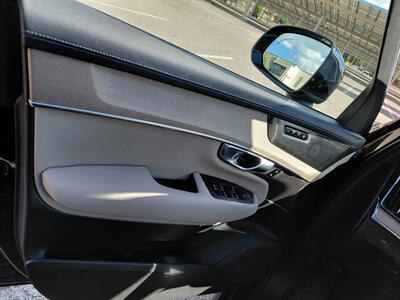 2026 Volvo XC90 B5 Plus 7P - Photo 12 - Santa Fe, NM 87505