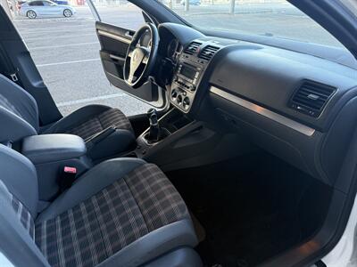2007 Volkswagen GTI  4 door - Photo 7 - Santa Fe, NM 87505