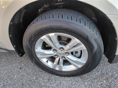 2011 Chevrolet Equinox LS AWD - Photo 7 - Santa Fe, NM 87505