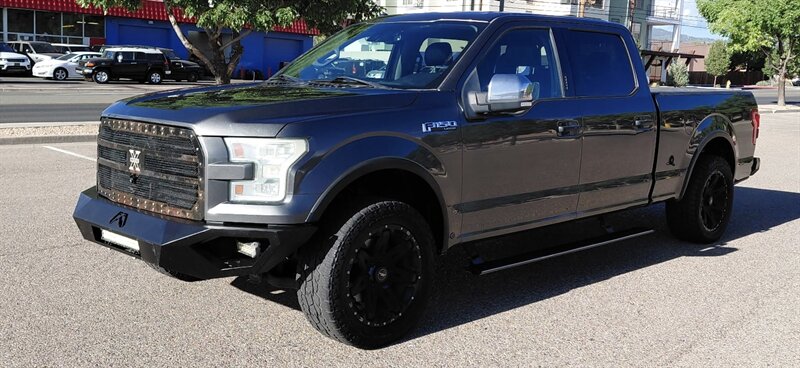 2015 Ford F-150 Lariat  Crew cab 4 X 4 - Photo 1 - Santa Fe, NM 87505