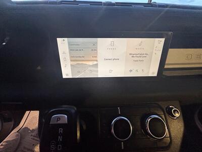 2023 Land Rover Defender 90 S   - Photo 14 - Santa Fe, NM 87505