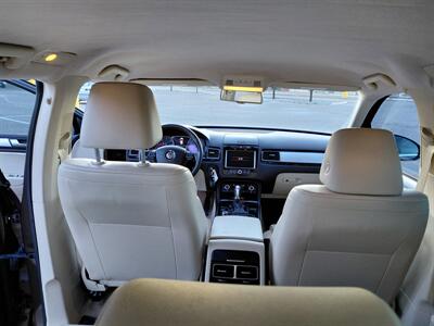 2013 Volkswagen Touareg TDI Sport - Photo 12 - Santa Fe, NM 87505