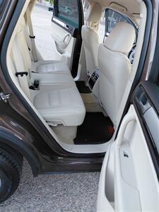 2013 Volkswagen Touareg TDI Sport - Photo 15 - Santa Fe, NM 87505