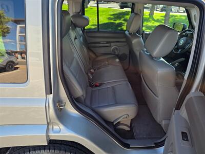 2007 Jeep Commander Sport   - Photo 15 - Santa Fe, NM 87505