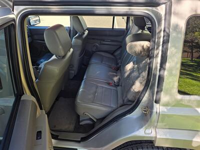 2007 Jeep Commander Sport   - Photo 13 - Santa Fe, NM 87505