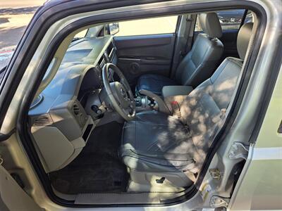 2007 Jeep Commander Sport   - Photo 10 - Santa Fe, NM 87505