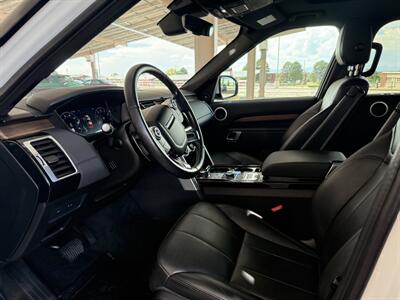 2018 Land Rover Discovery HSE   - Photo 5 - Santa Fe, NM 87505