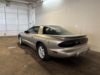 2000 Pontiac Firebird   - Photo 4 - Santa Fe, NM 87505